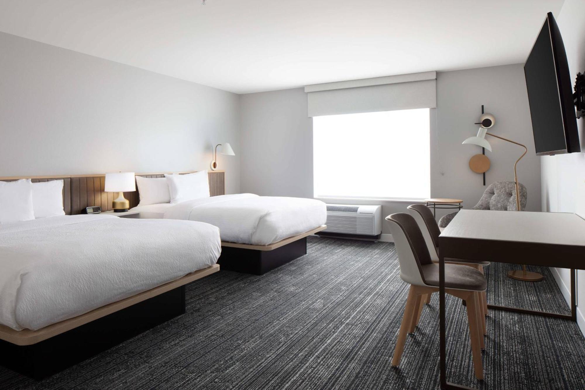 Towneplace Suites By Marriott Milwaukee West Bend Zewnętrze zdjęcie